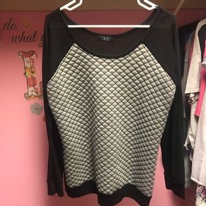 Deb brand top